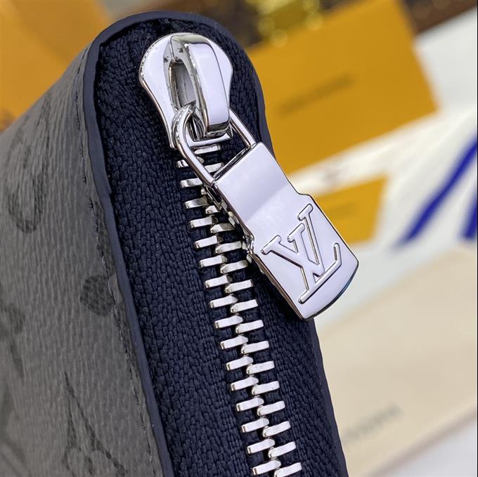 2025224M62295104120188