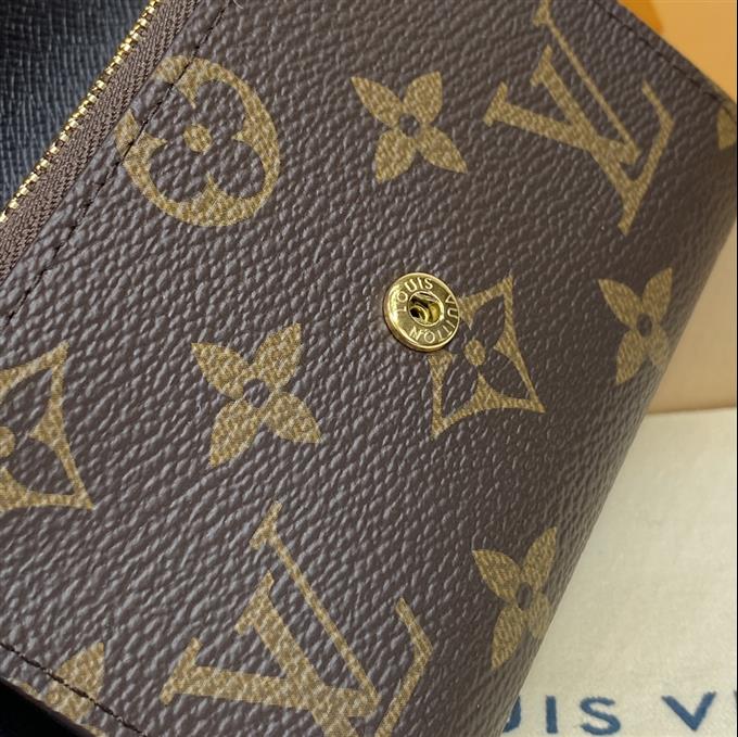 2025224M62360104117369