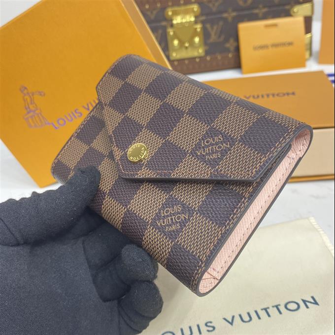 2025224M62360104117733