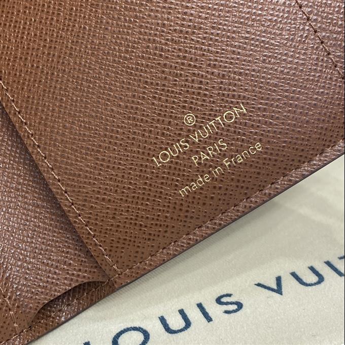 2025224M62360104118377