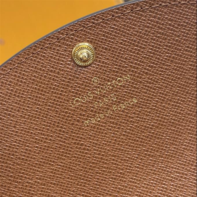 2025224M62361104113892