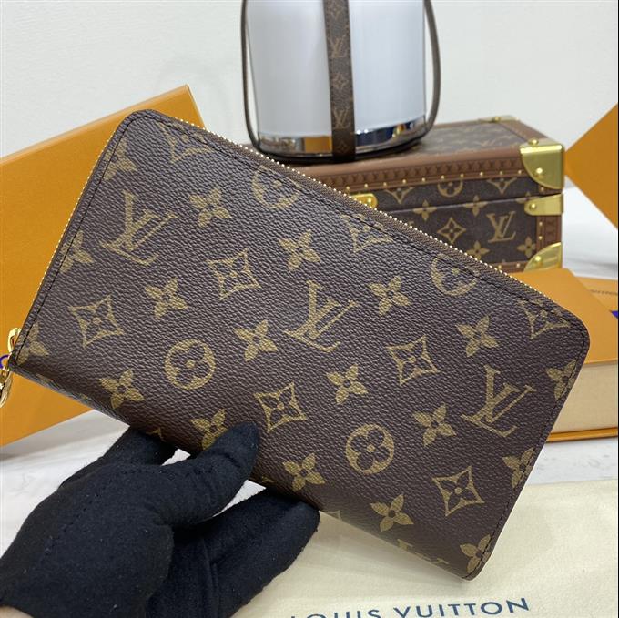 2025224M62581104120853