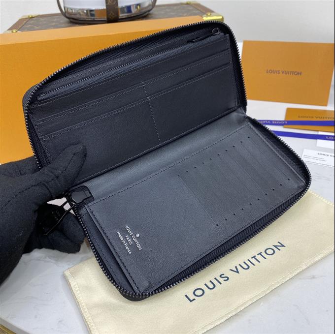 2025224M69047104121231