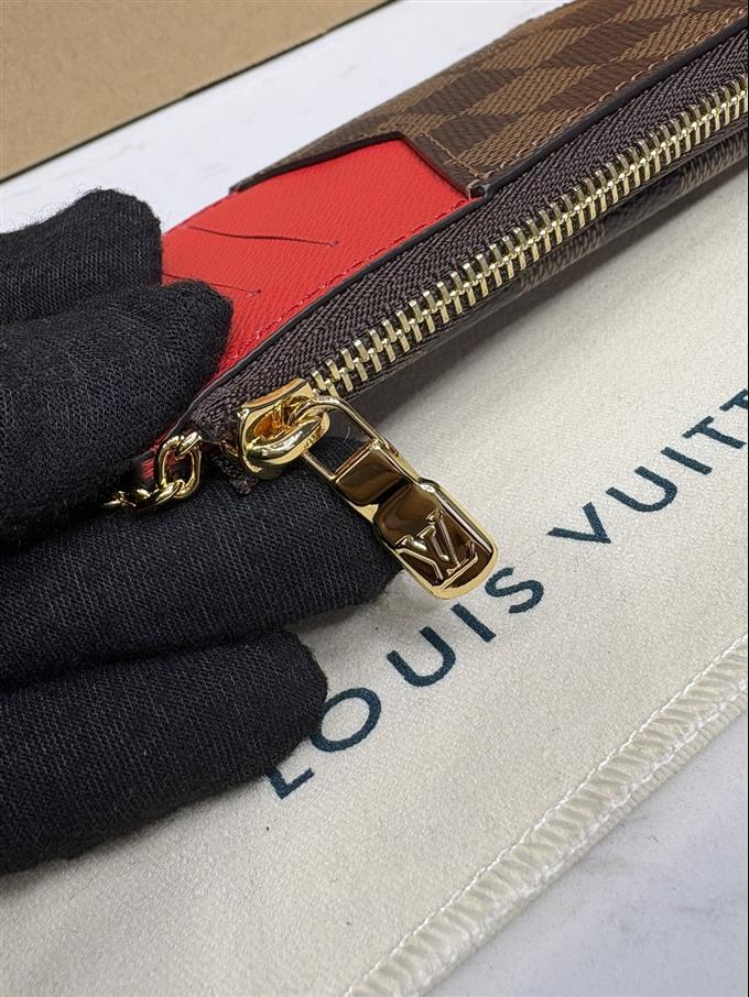 2025224M69431104111564