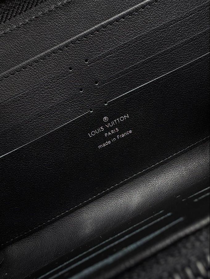 2025224M6983110417857