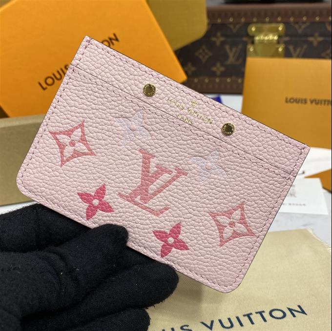 2025224M81022104127524