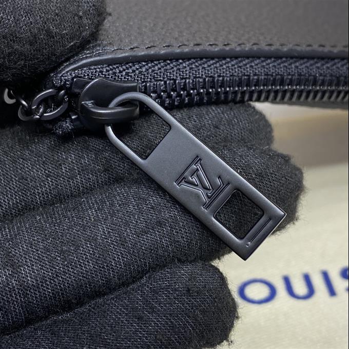 2025224M8103110410510