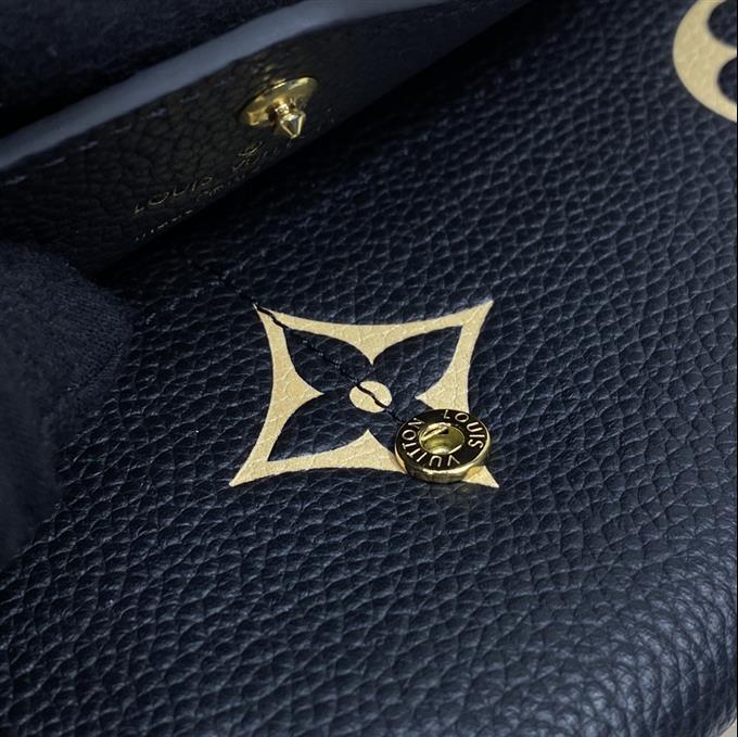 2025224M81049104115383