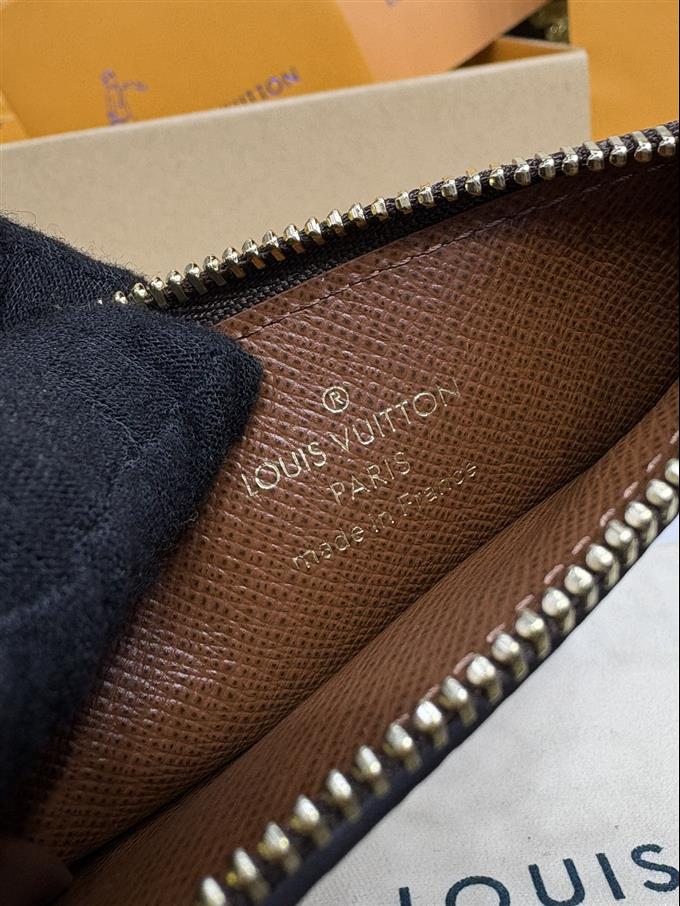 2025224M81880104112385