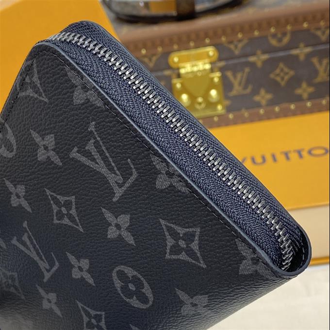 2025224M8208110412112