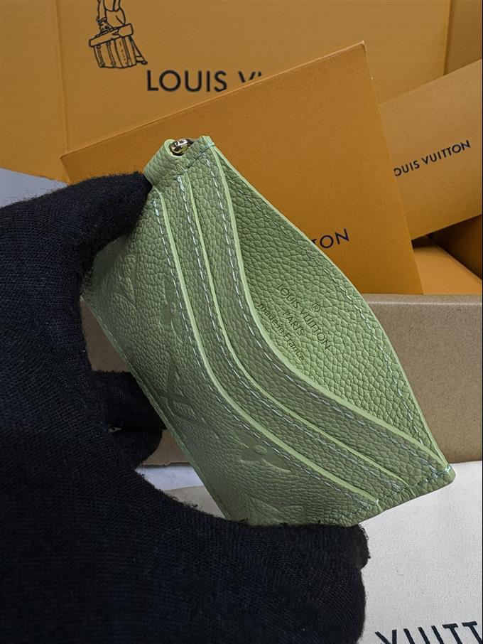 2025224M8213210413105