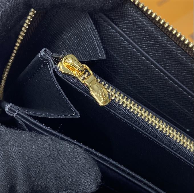 2025224M82444104122316