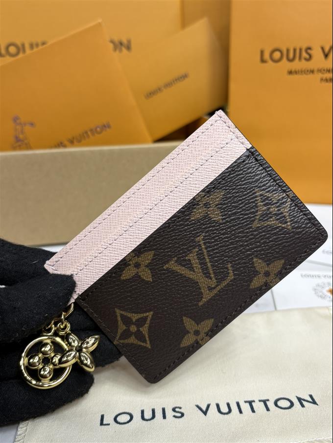 2025224M8273910413372