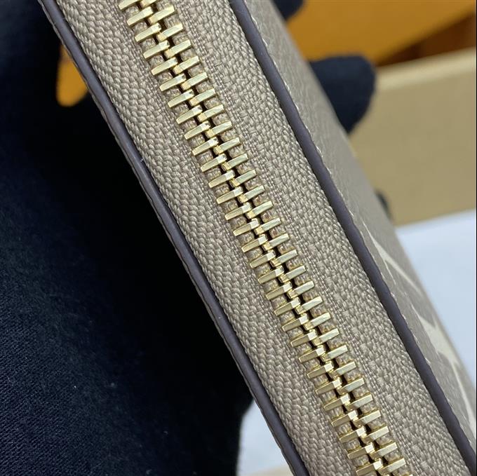 2025224M83505104125116