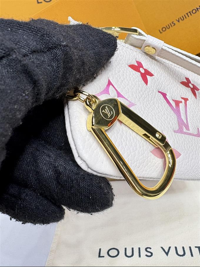 2025224M83506104131383