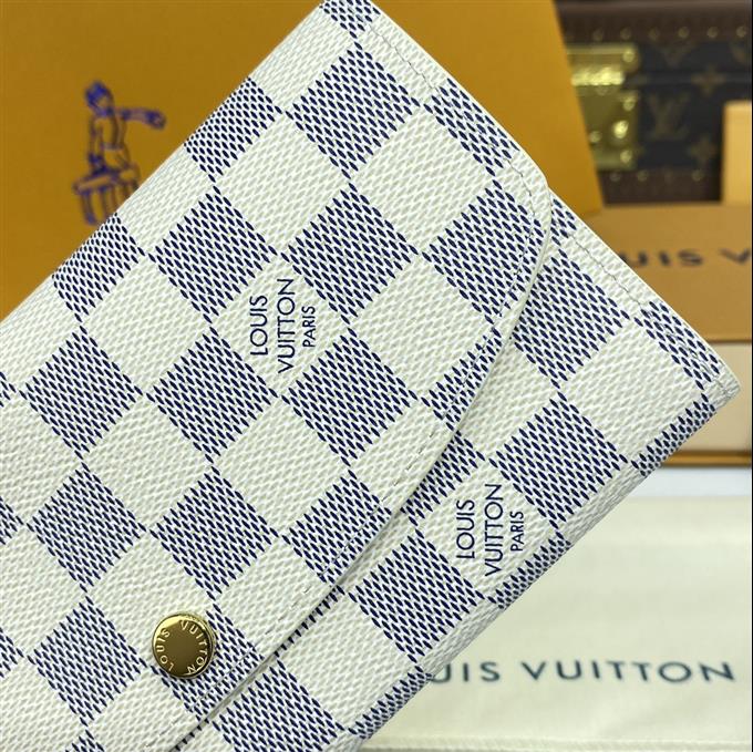 2025224N4162510416757