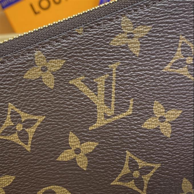 2025224N41662104122821