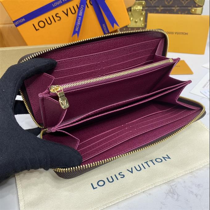 2025224N41662104123103