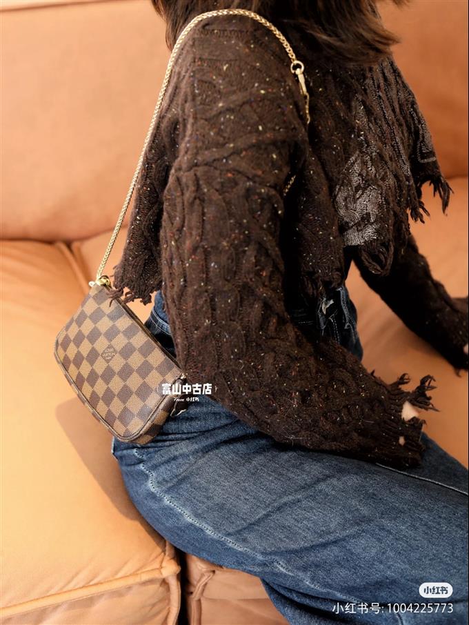 2025224N58009104126182