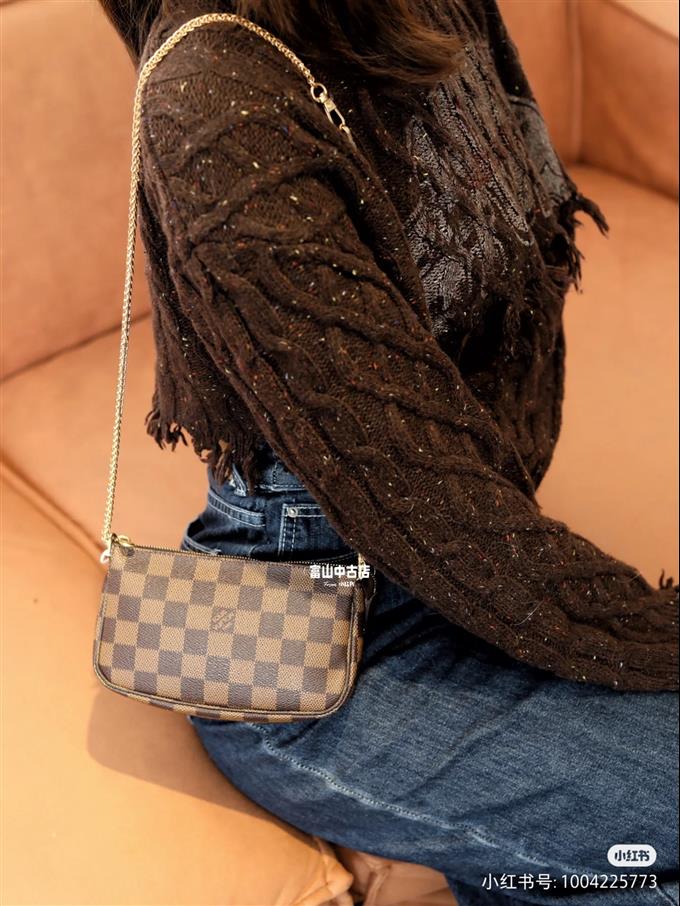 2025224N58009104126245