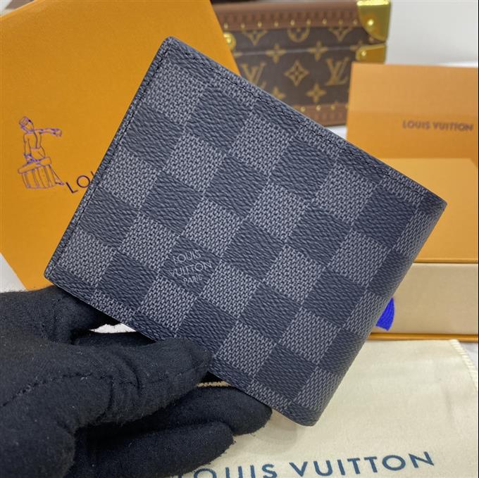 2025224N6005310411194