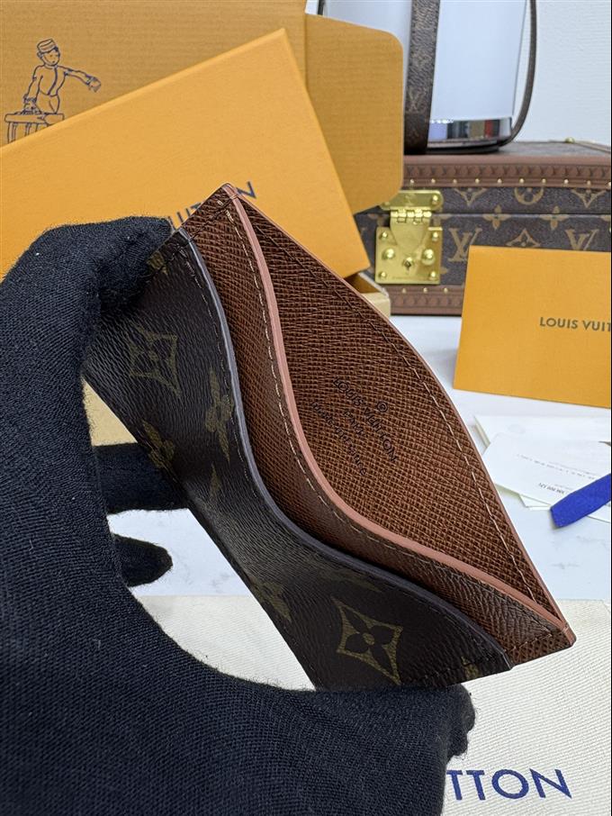 2025224N61722104127128