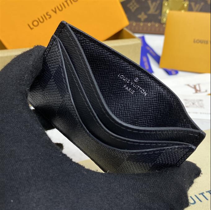 2025224N62666104110872