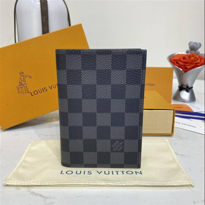 2025224N64411104130496