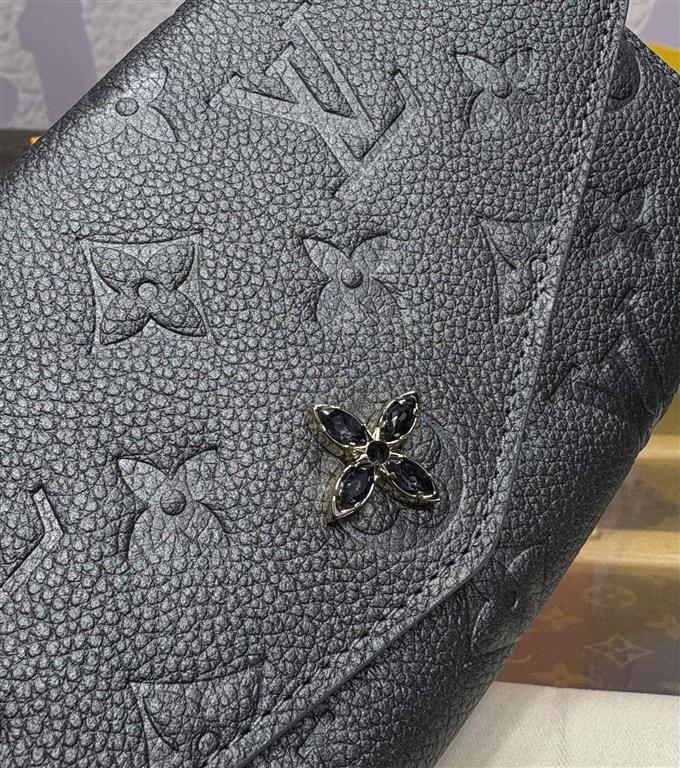 2025224M12172104717908