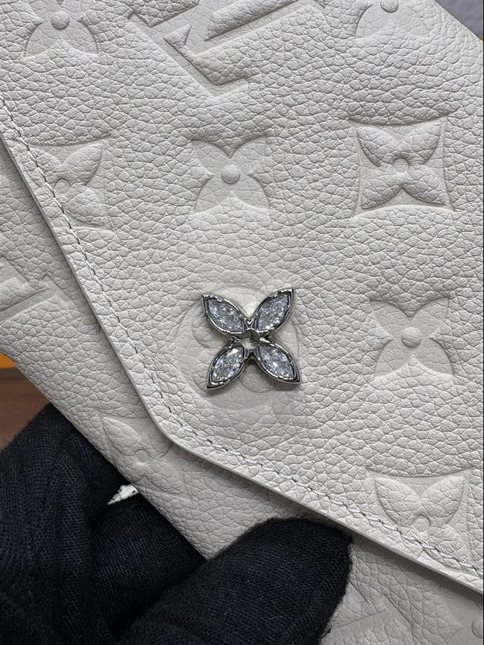 2025224M1217210471836