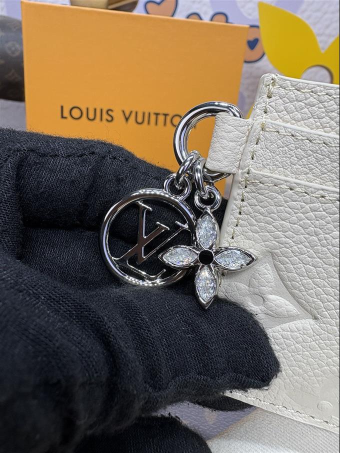 2025224M12179104716916