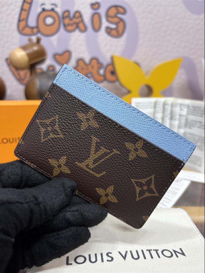 2025224M12213104538503