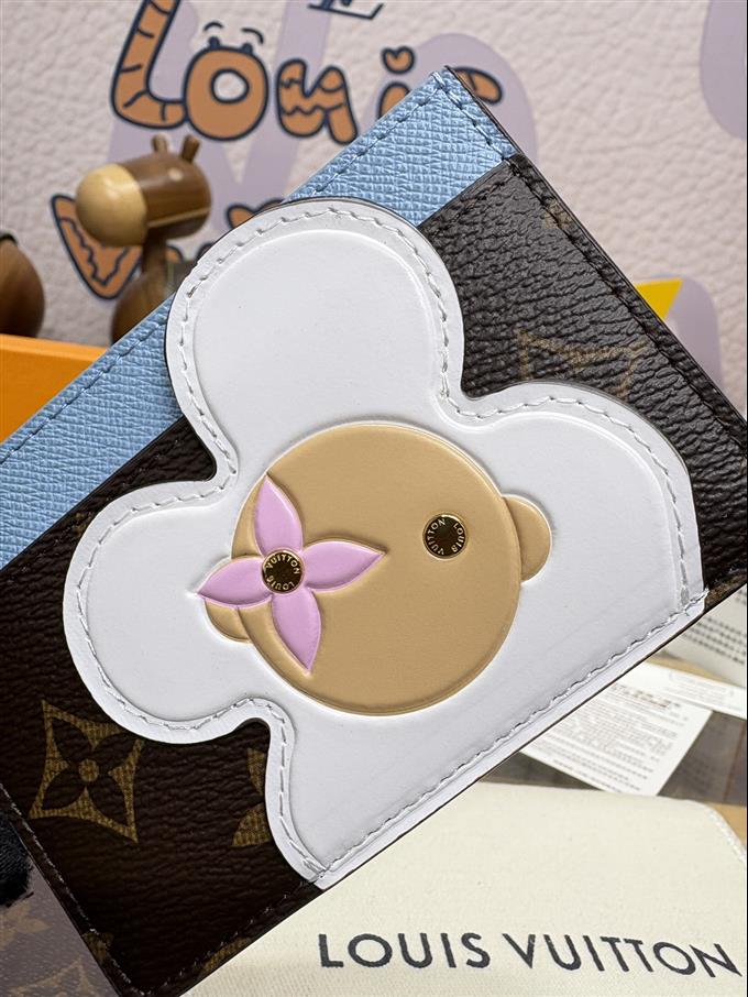 2025224M12213104538533