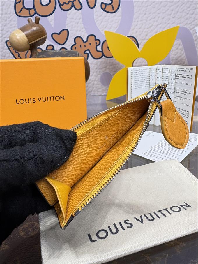 2025224M12384104540289