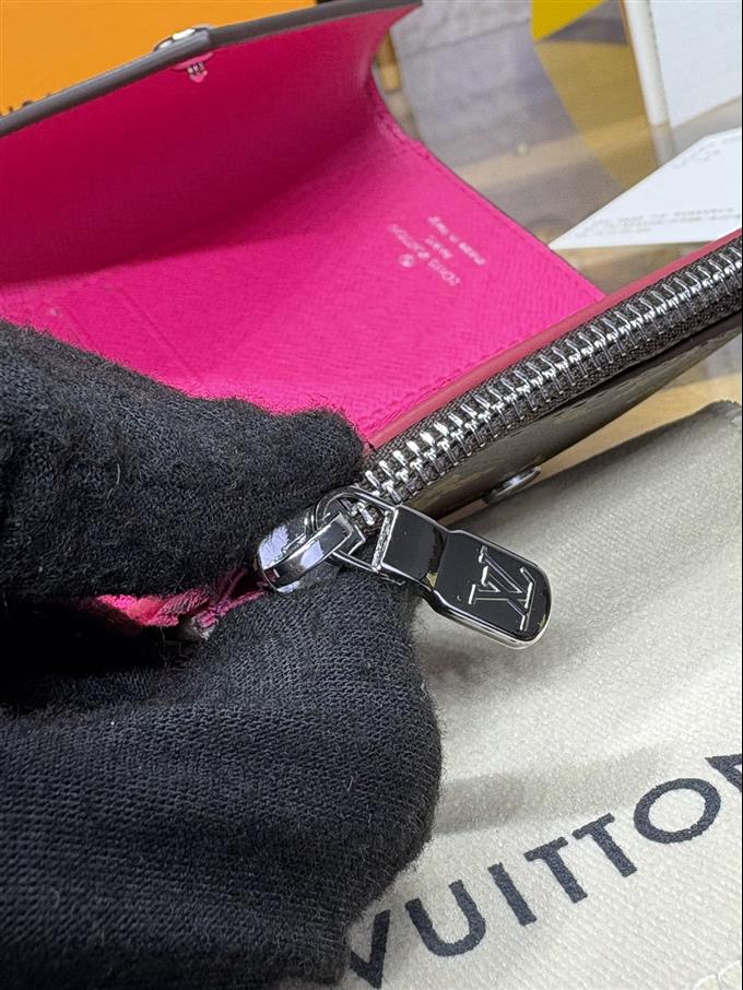 2025224M12390104444146