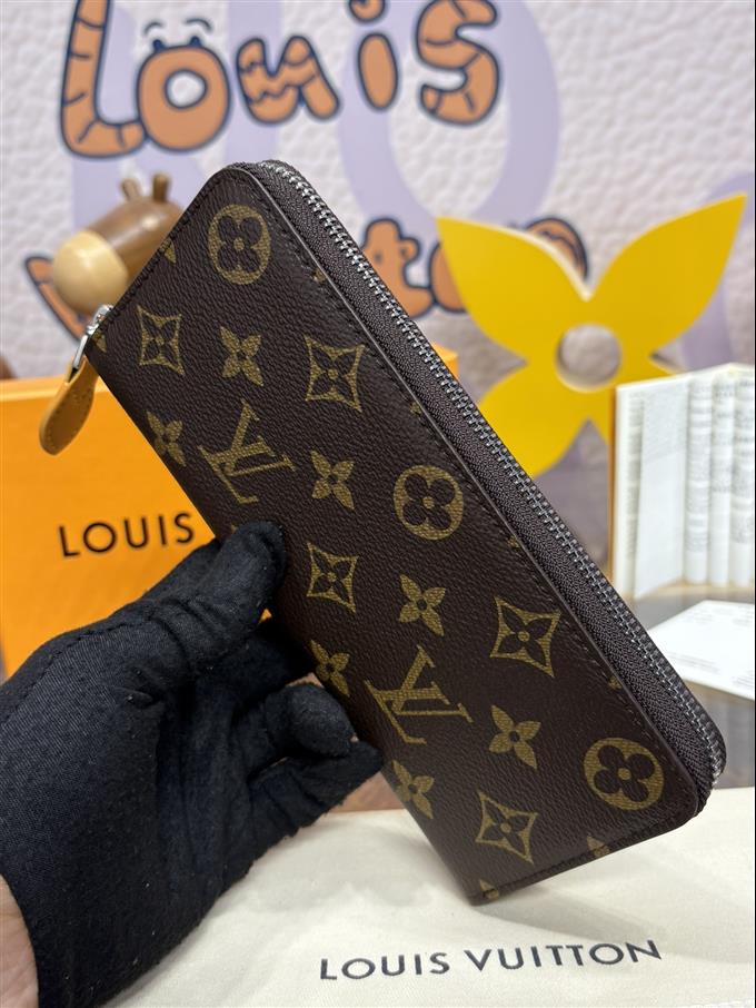 2025224M12393104444381