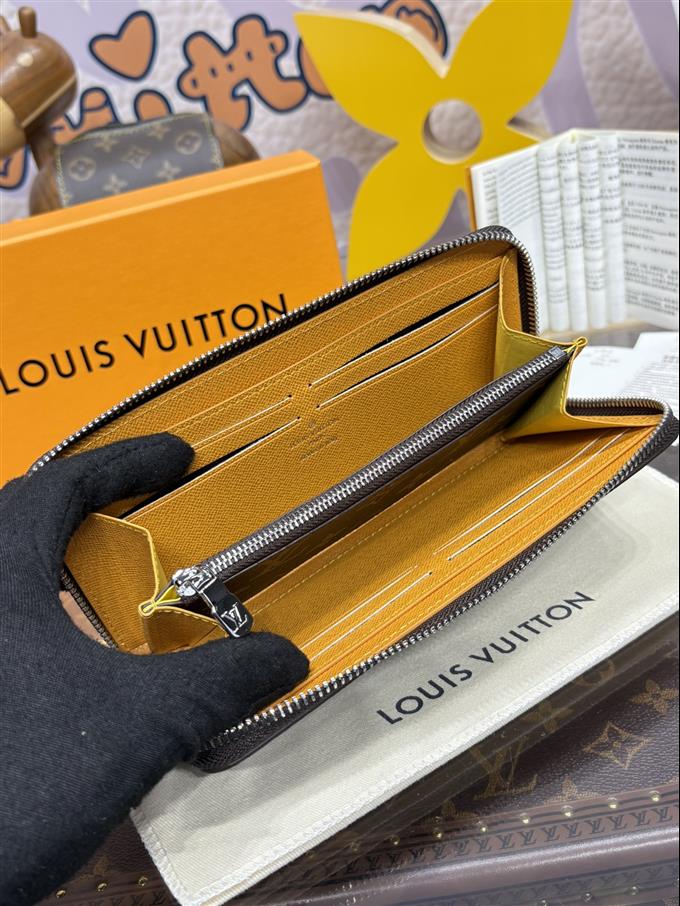 2025224M12393104444443