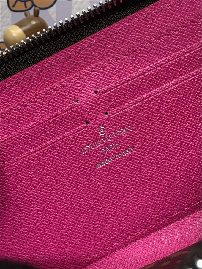 2025224M12393104444553