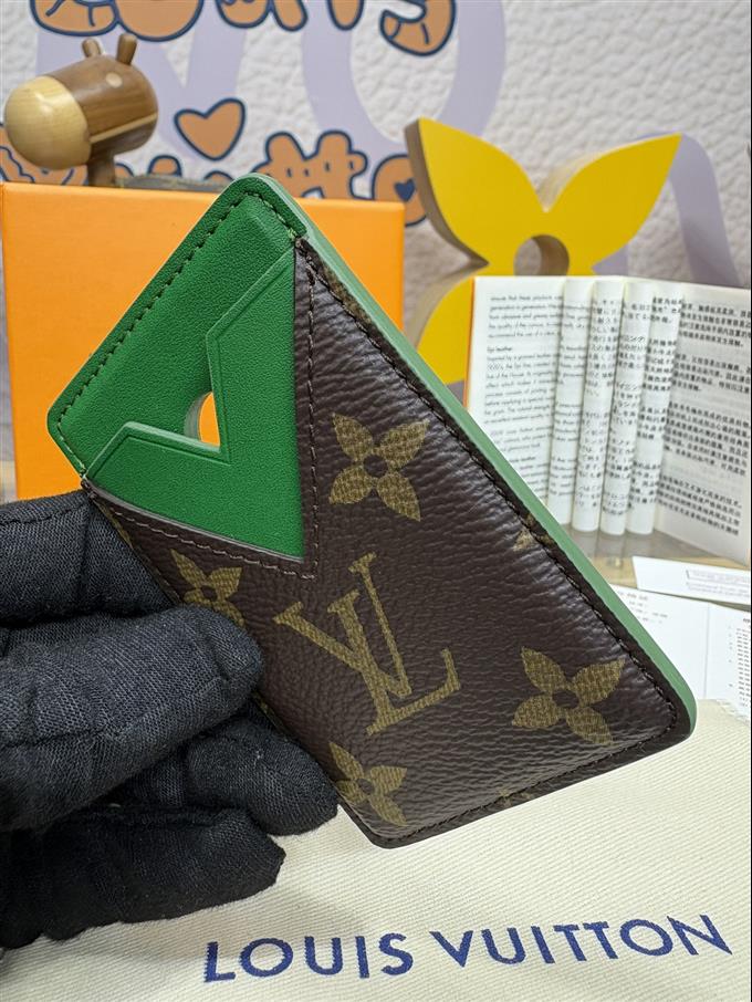 2025224M12602104538797