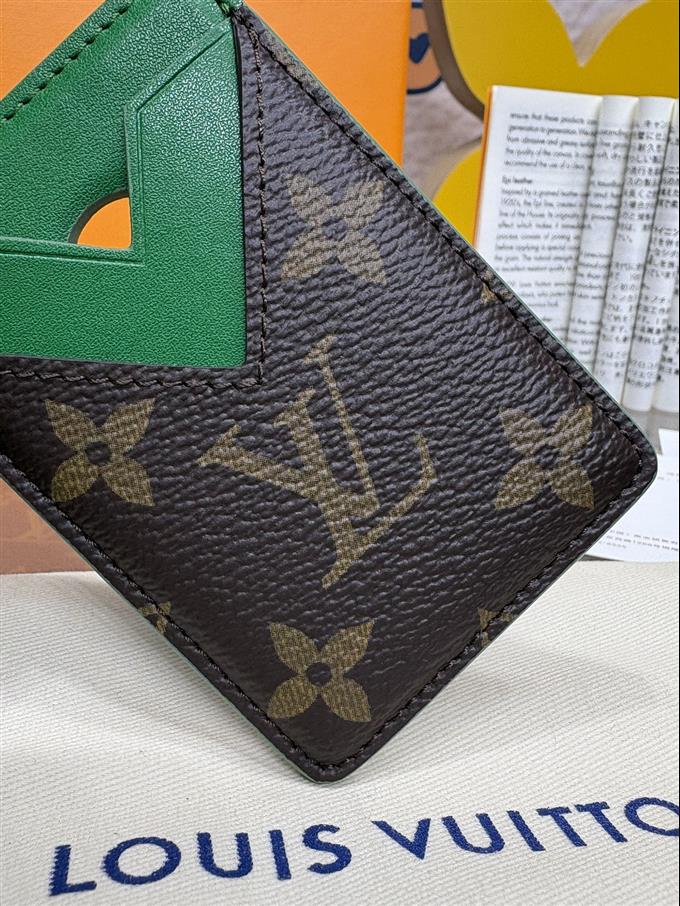 2025224M12602104538828