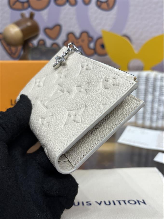 2025224M12674104717783