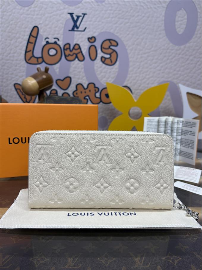 2025224M12680104718711