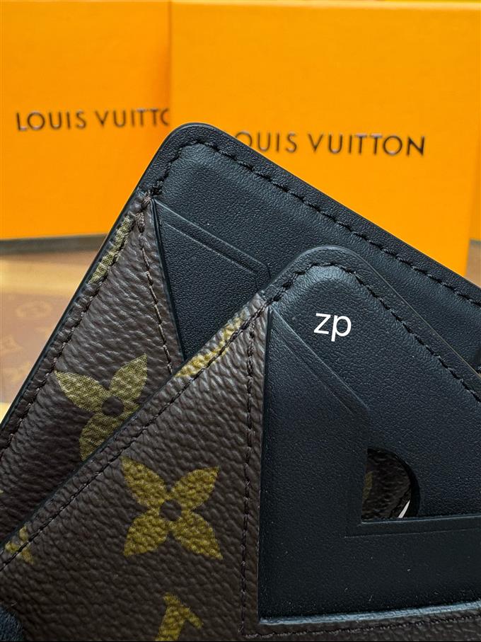 2025224M13185104540527