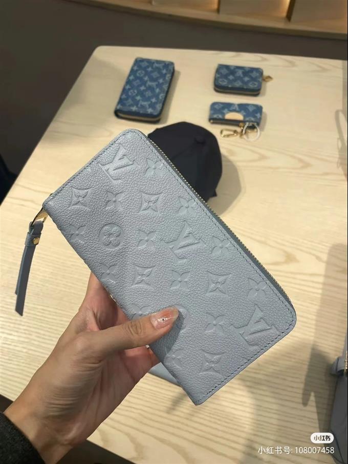 2025224M83225105447192