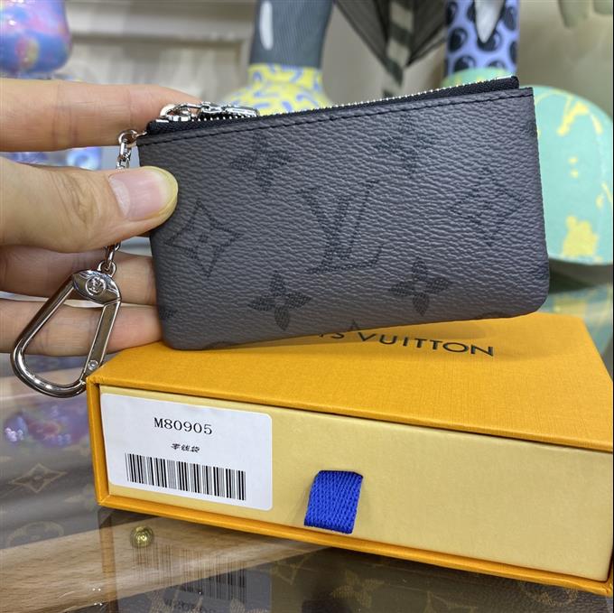 2025224M62650105247100