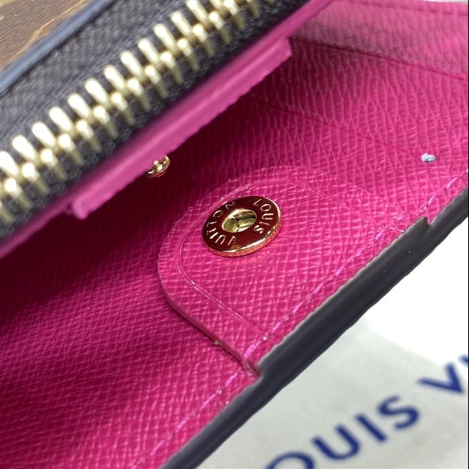 2025224M82381105247837