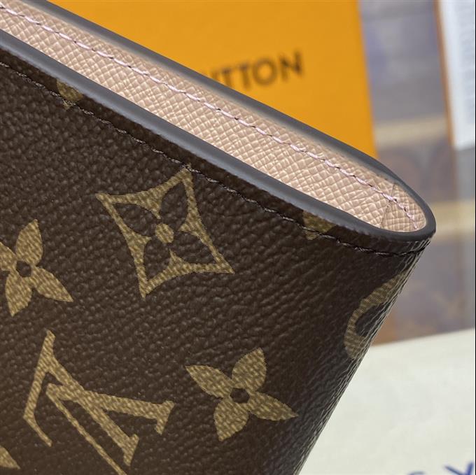 2025224M83476105248168