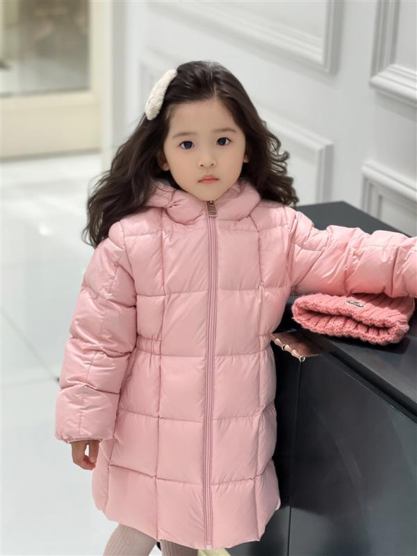 2024322133526126370400