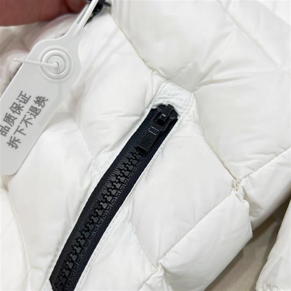 2024322133528230410440