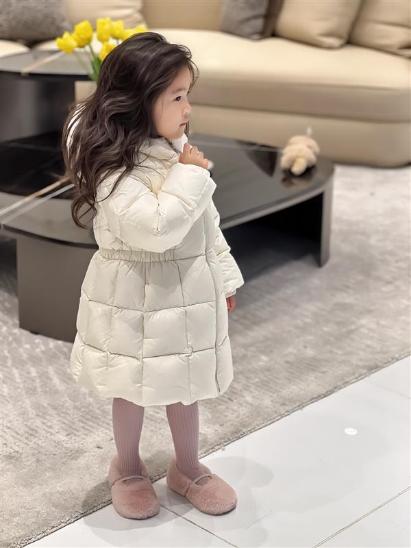 2024322133531531370400